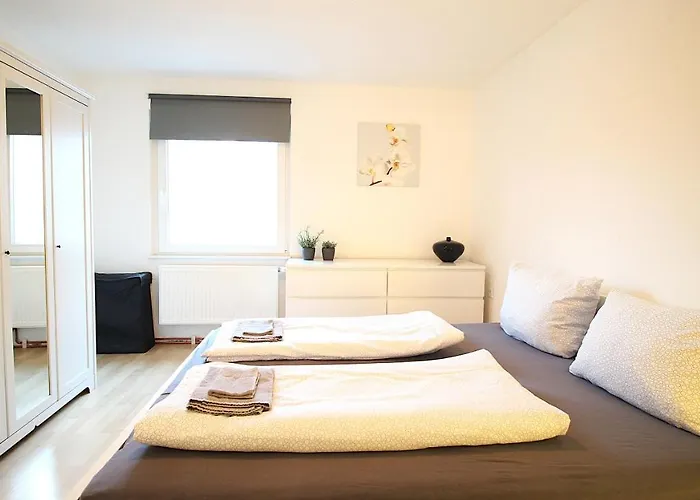 Charming & Cozy Retreat For 2 - Near Ringpark